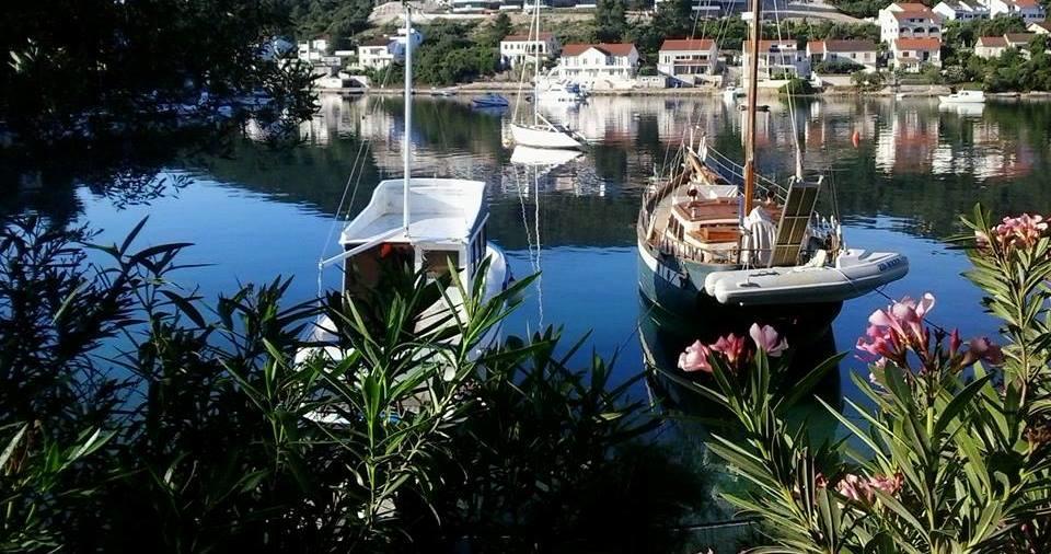 Apartmans And Rooms Dunjini Dvori Đảo Korčula Ngoại thất bức ảnh