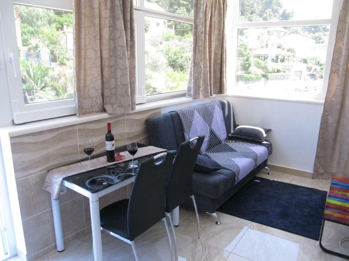 Apartmans And Rooms Dunjini Dvori Đảo Korčula Ngoại thất bức ảnh