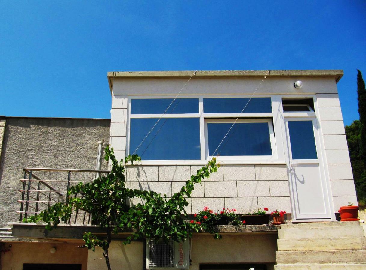 Apartmans And Rooms Dunjini Dvori Đảo Korčula Ngoại thất bức ảnh