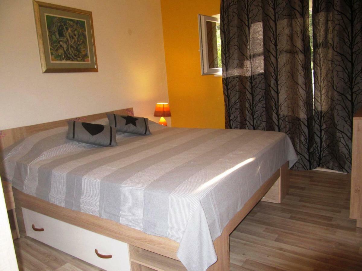 Apartmans And Rooms Dunjini Dvori Đảo Korčula Ngoại thất bức ảnh