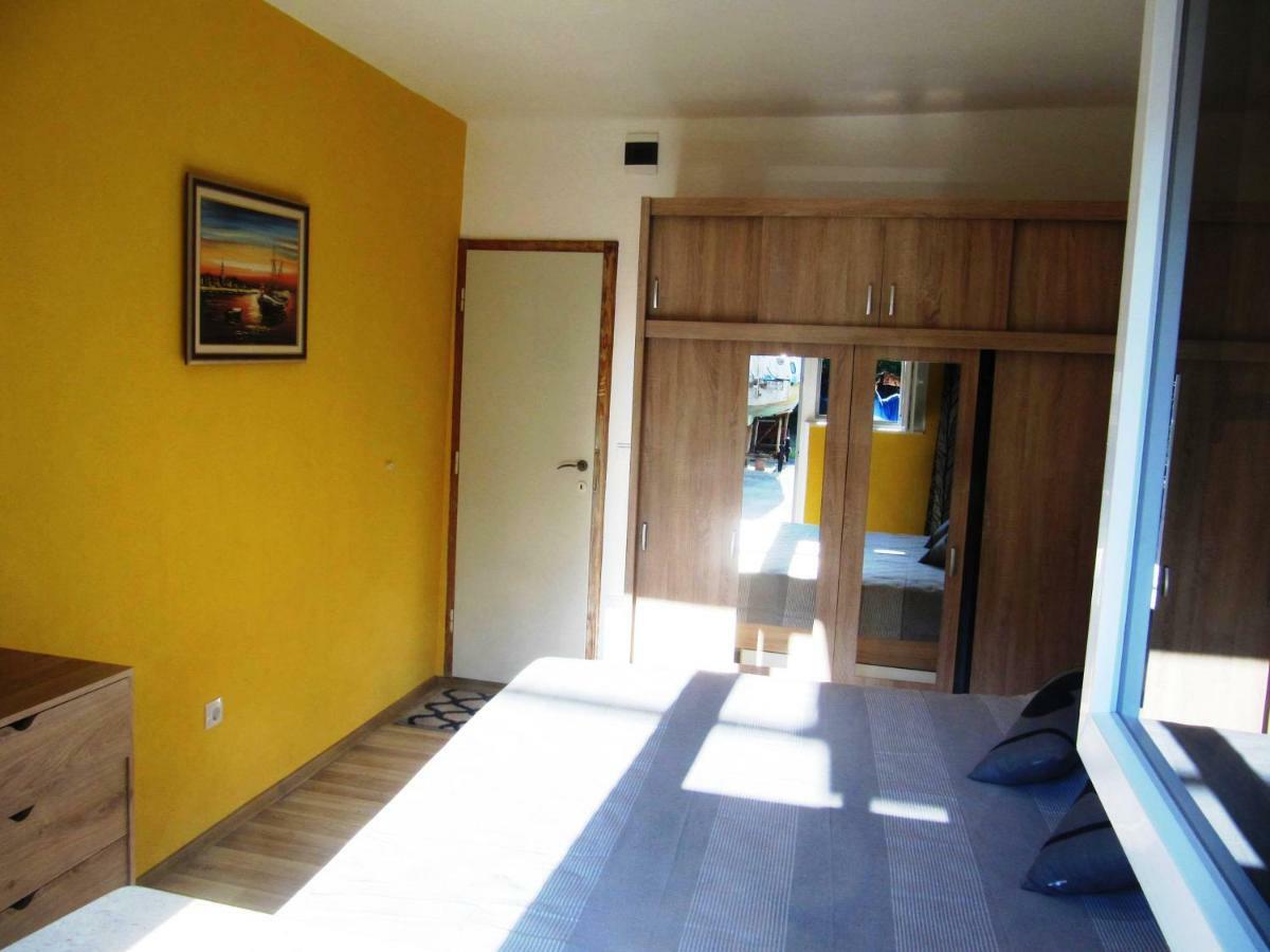 Apartmans And Rooms Dunjini Dvori Đảo Korčula Ngoại thất bức ảnh
